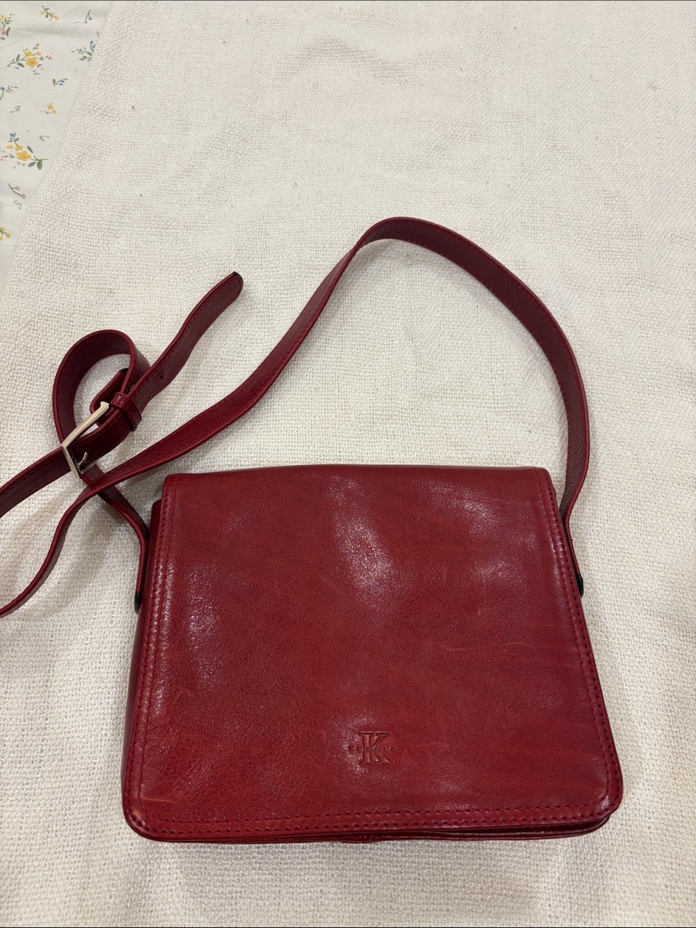 Women's Red Leather Crossbody Bag with Adjustable Strap